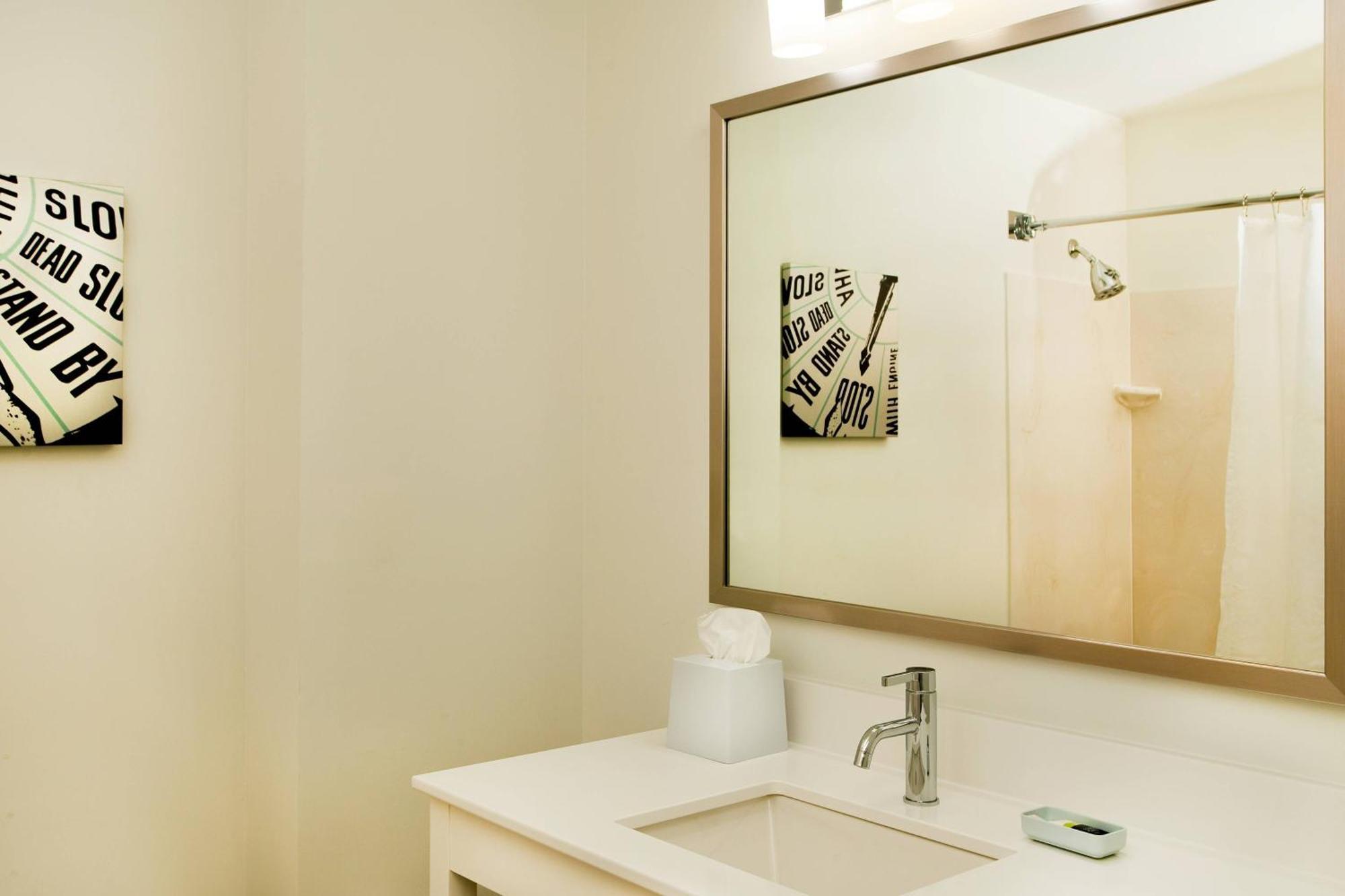 Four Points By Sheraton Airport Louisville